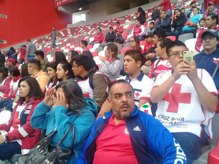 Cruz Roja asiste al entrenamiento de Toluca
