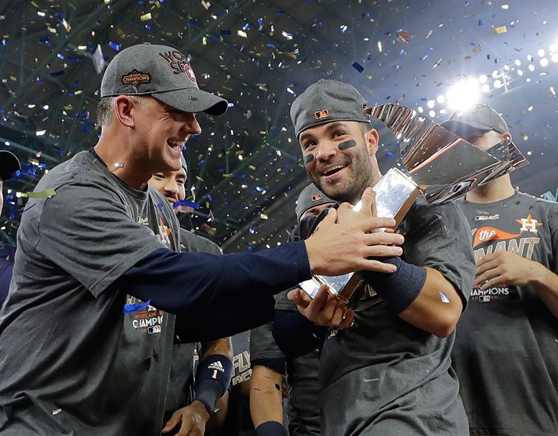 Los Astros celebran con el título de la Liga Americana