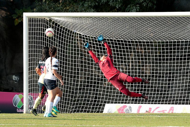 El gol de Montserrat Hernández se incrustó en el ángulo