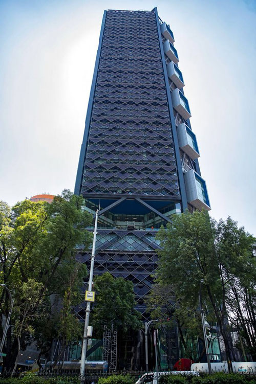 Torre Bancomer ya espera a los clavadistas 