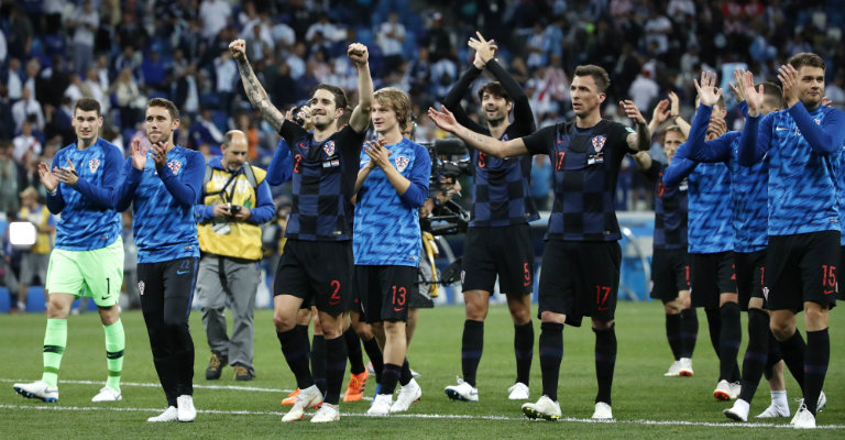 Selección de Croacia festeja goleada contra Argentina