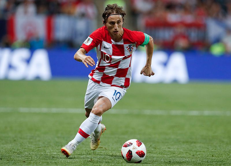 Modric controla el balón en la Final de la Copa del Mundo