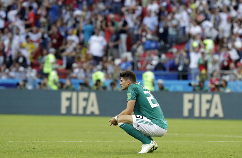 Mario Gomez se lamenta tras la derrota de Alemania ante Corea