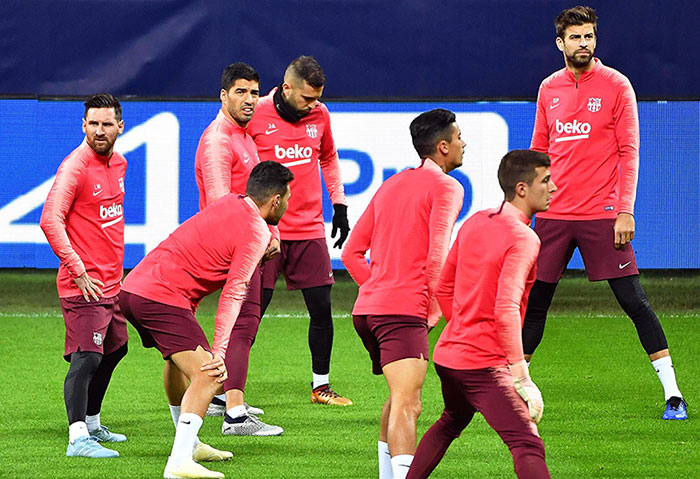 Jugadores del Barcelona, durante una práctica en Giuseppe Meazza