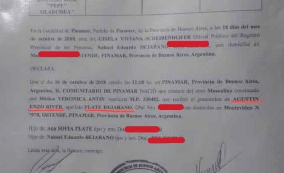 Acta de nacimiento  de Agustín Enzo River Plate