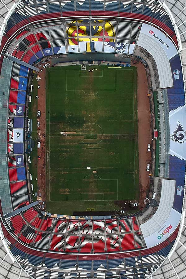 Estado actual de la cancha del Estadio Azteca