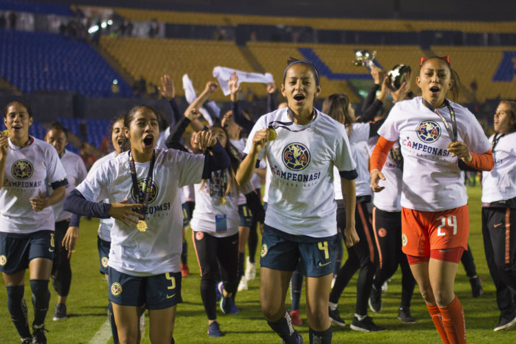 América Femenil festeja Campeonato de Liga MX Femenil