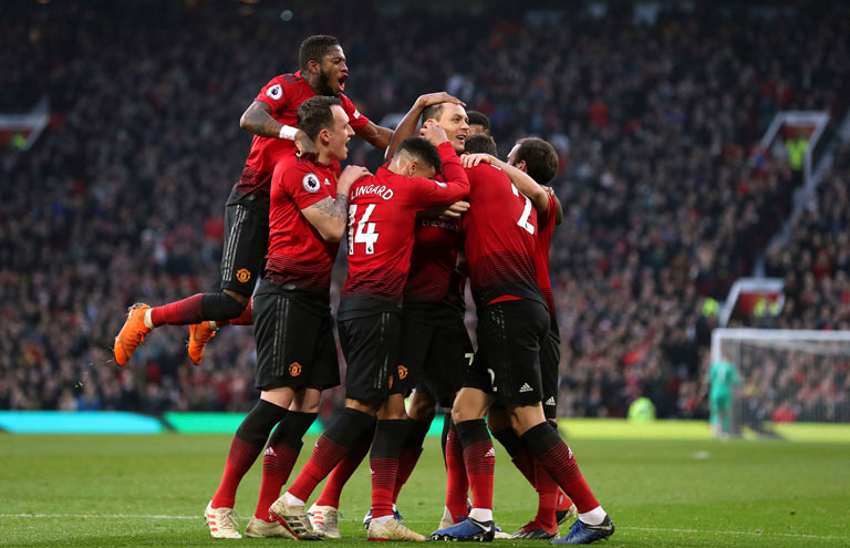 Manchester United celebra gol de Nemanja Matic