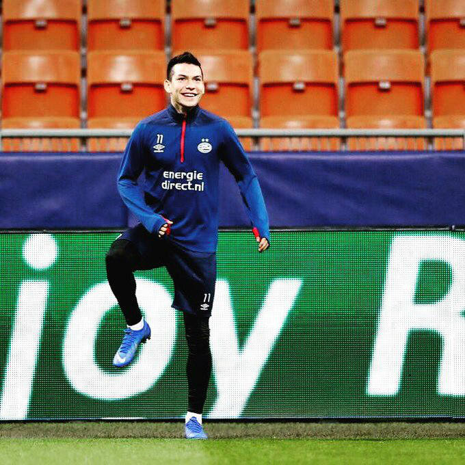 Lozano, durante entrenamientos del PSV 