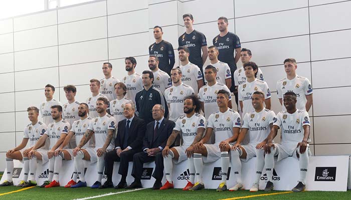 Foto oficial del Real Madrid con Solari 