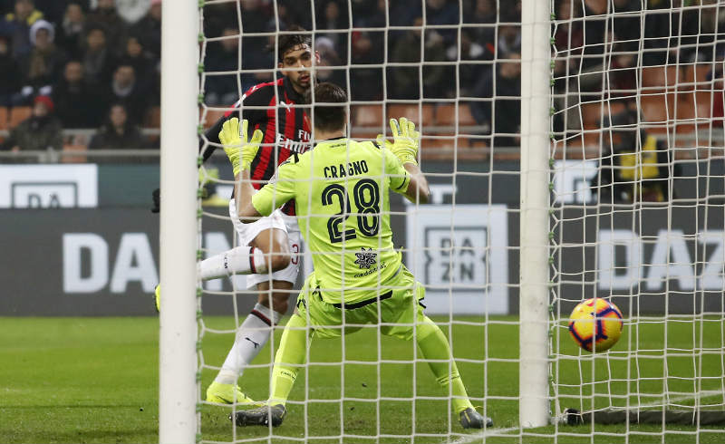 Paquetá anotando su primer gol con el Milán