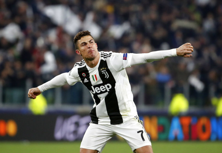 Cristiano festeja anotación con la Juventus 