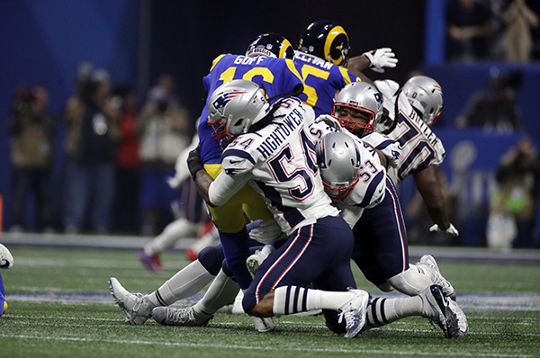 La disputa durante el Patriots vs Rams