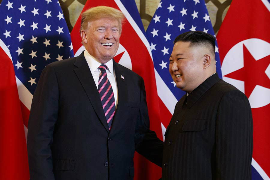Kim Jong Un y Donald Trump tras terminada la reunión en Vietnam
