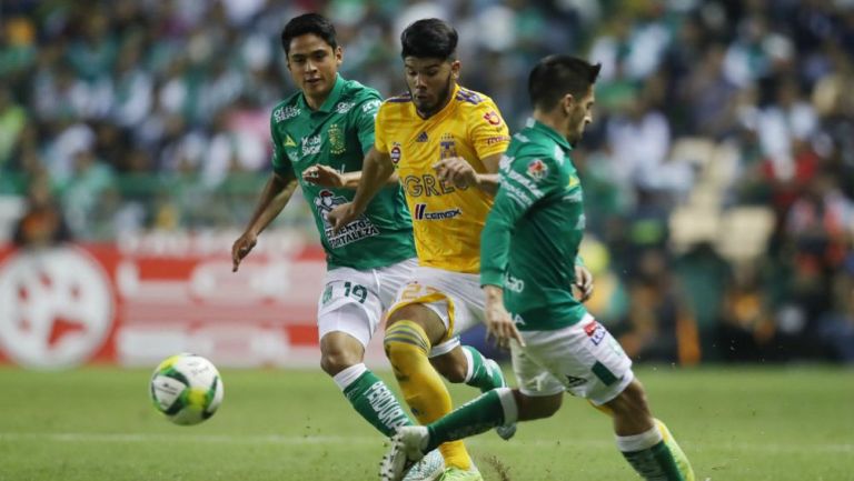 Jorge Diaz y Jair Díaz en la J1 del Clausura 2019 entre León y Tigres