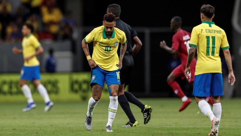 Neymar, durante el duelo contra Qatar