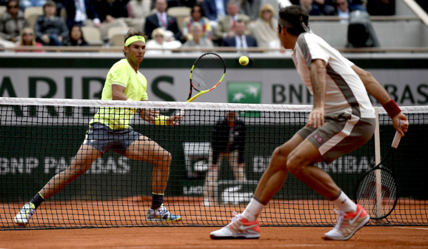 Nadal y Federer durante encuentro en París 