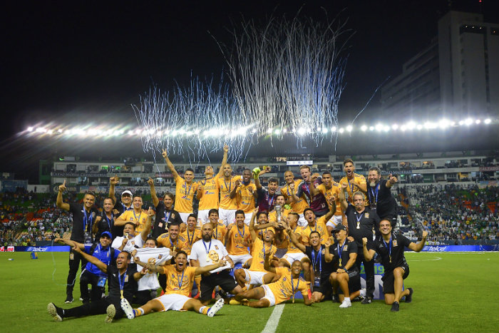 Tigres celebra al conquistar el título del Clausura 2019 