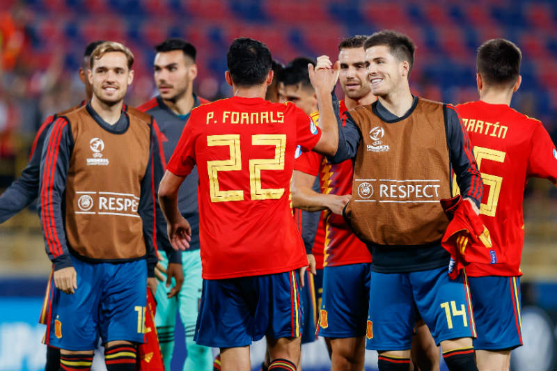 Jugadores de España Sub 21 celebran su pase las 'Semis' del Europeo