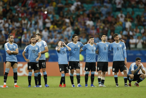 Uruguay reacciona tras caer ante Perú en Cuartos de Copa América
