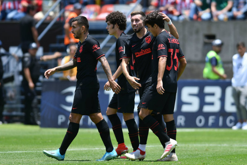 Jugadores del Atlético de Madrid festejan un gol