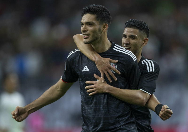 Jiménez festeja un gol frente a Costa Rica