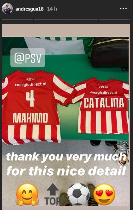 Jersey que el PSV le regaló a los hijos de Andrés Guardado