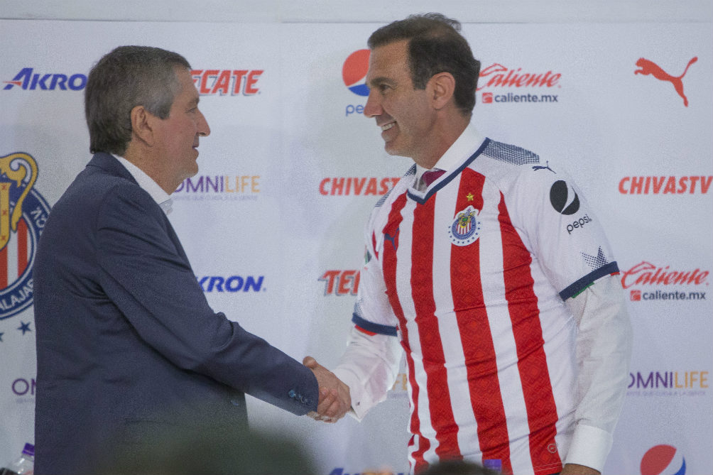 Jorge Vergara presentó a De Anda como director deportivo