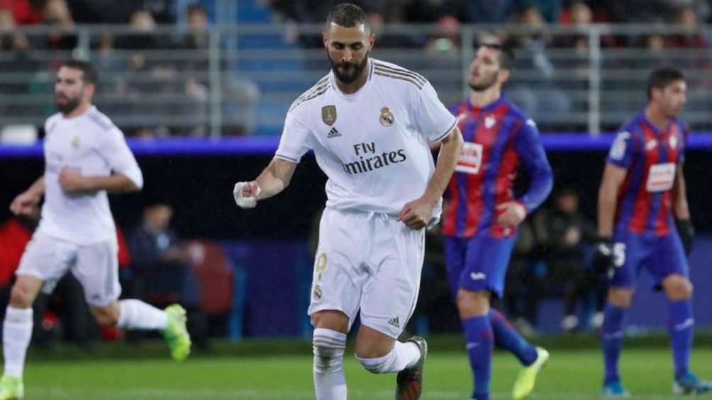Karim celebrando un gol con el Real Madrid
