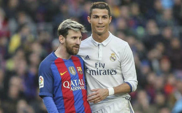 Lionel Messi y Cristiano Ronaldo en un Barcelona vs Real Madrid