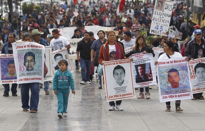 Marcha por Ayotzinapa