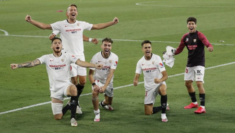 Jugadores del Sevilla en celebración