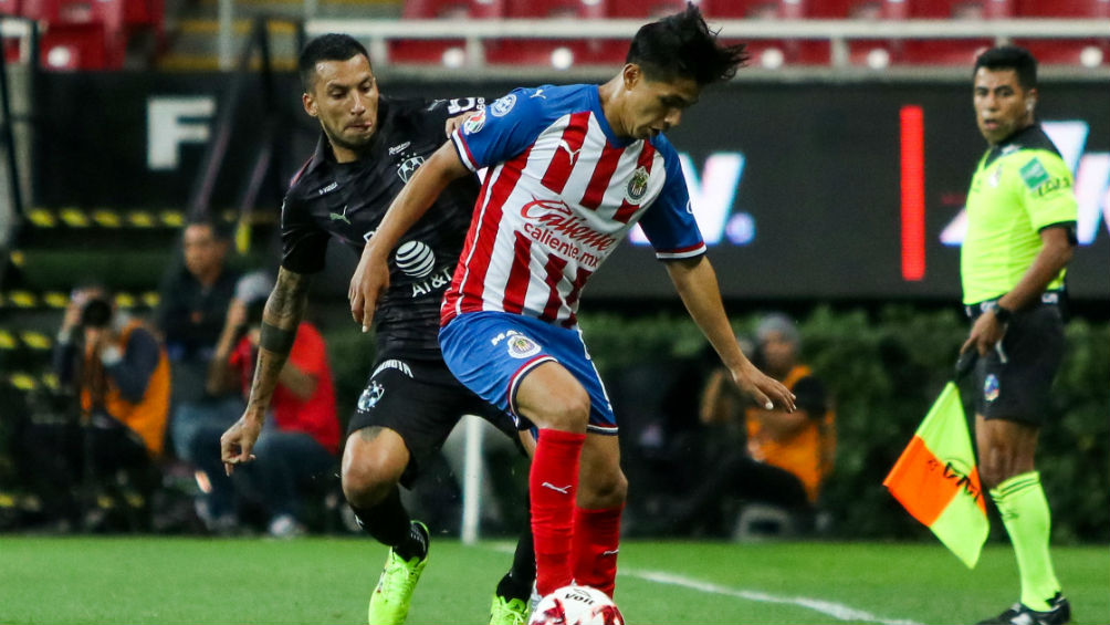 Dieter Villalpando en partido con Chivas