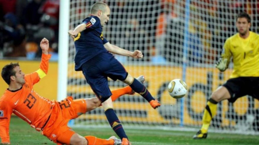 Iniesta anotó en gol ante Holanda en la Final de Sudáfrica 2010