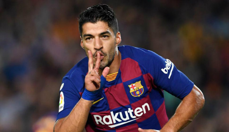 Luis Suárez en festejo de gol