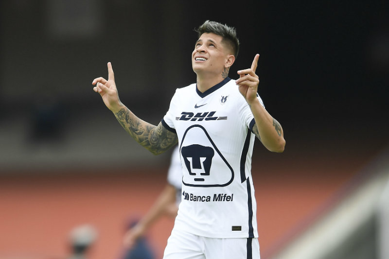 Juan Manuel Iturbe en festejo de gol
