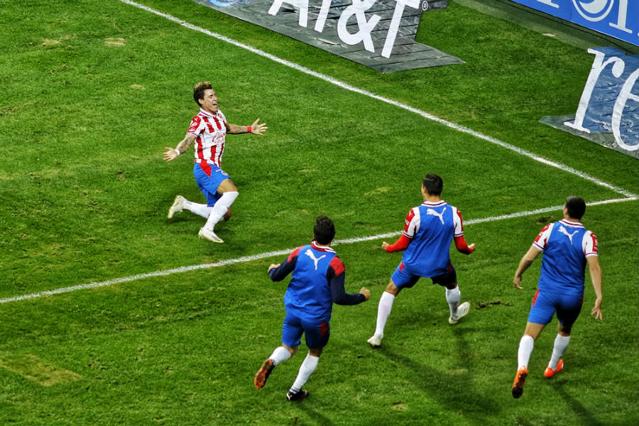 Calderón marcó el tanto de la diferencia en la Ida de los Cuartos de Final