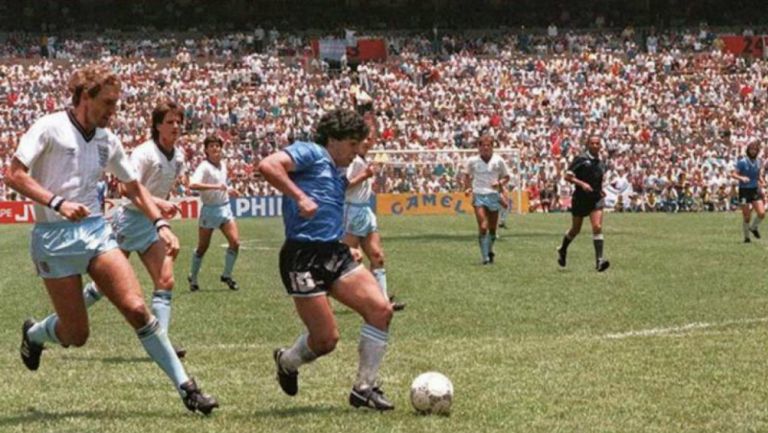 Diego Armando Maradona le marcó el mejor gol de su carrera a Inglaterra en México 86