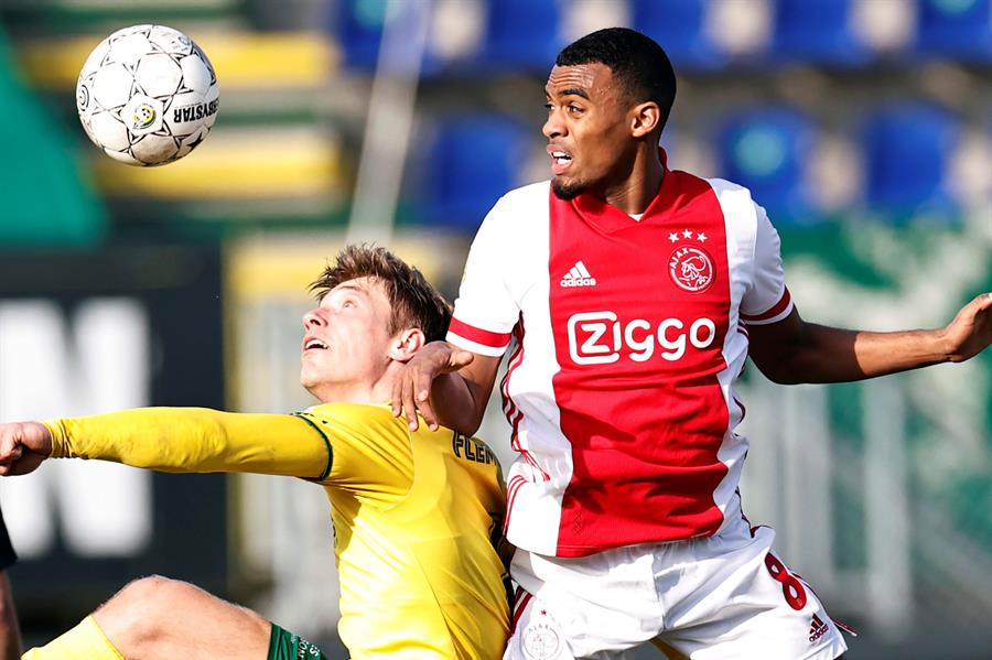 Acción en el Fortuna Sittard vs Ajax