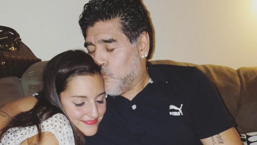 Diego Maradona con su hija Jana