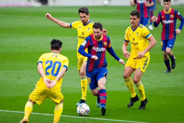 Lionel Messi en acción con Barcelona