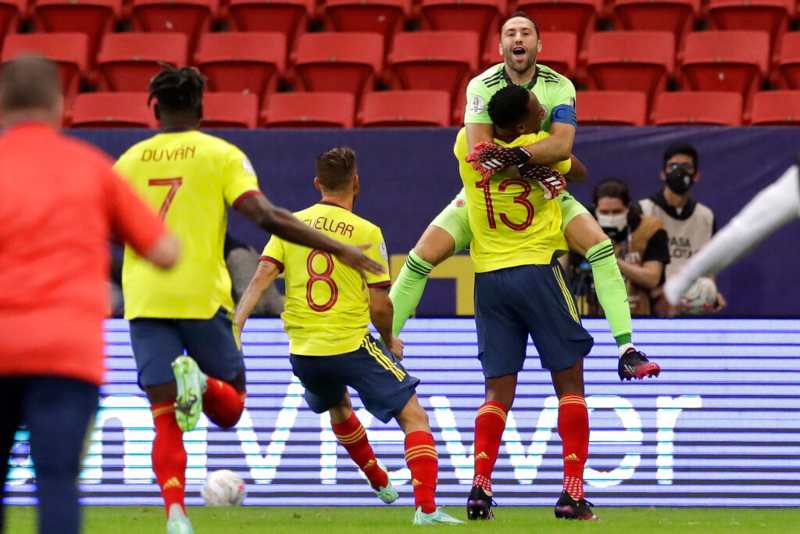 Colombia en festejo de gol