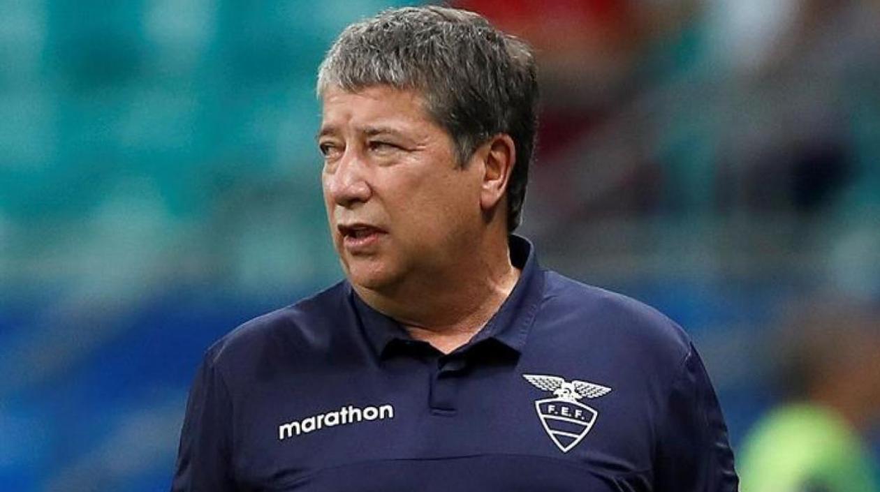 'Bolillo' Gómez en un partido con Ecuador