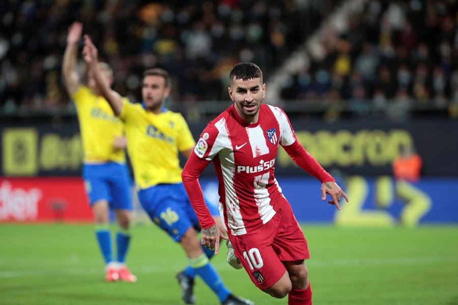 Atlético goleó al Cádiz