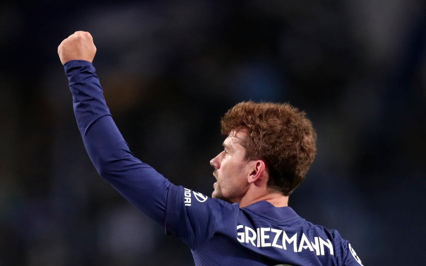 Antoine celebrando gol vs Porto 