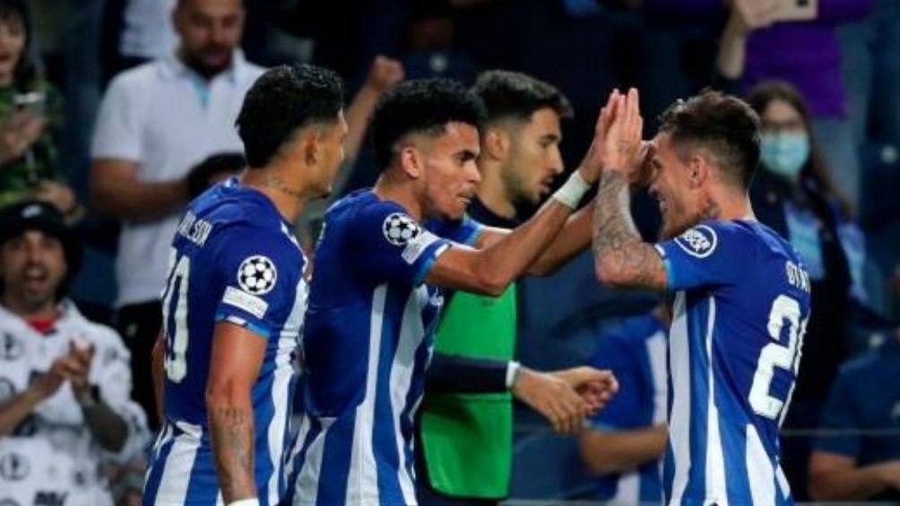 Jugadores del Porto festejando un gol 