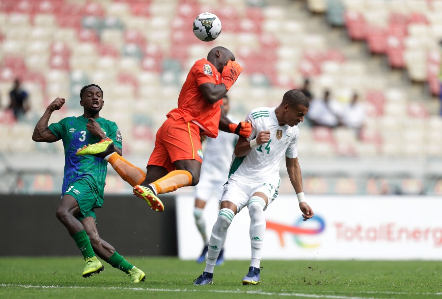 Mohamed Kamara en empate vs Argelia