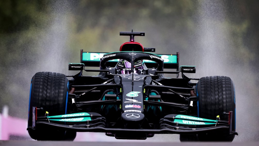 Lewis Hamilton durante carrera de la Fórmula 1