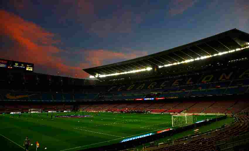 Camp Nou previo a un juego del Barcelona 