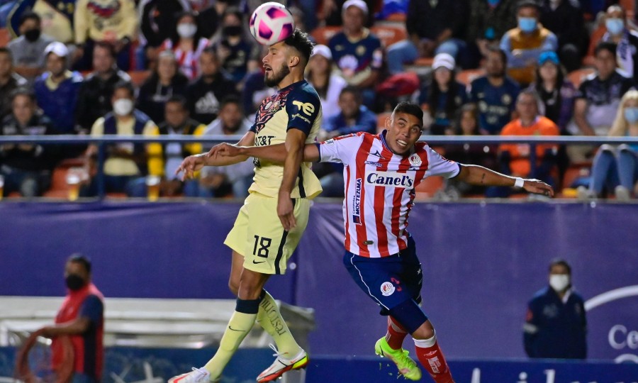 El paraguayo en juego ante San Luis